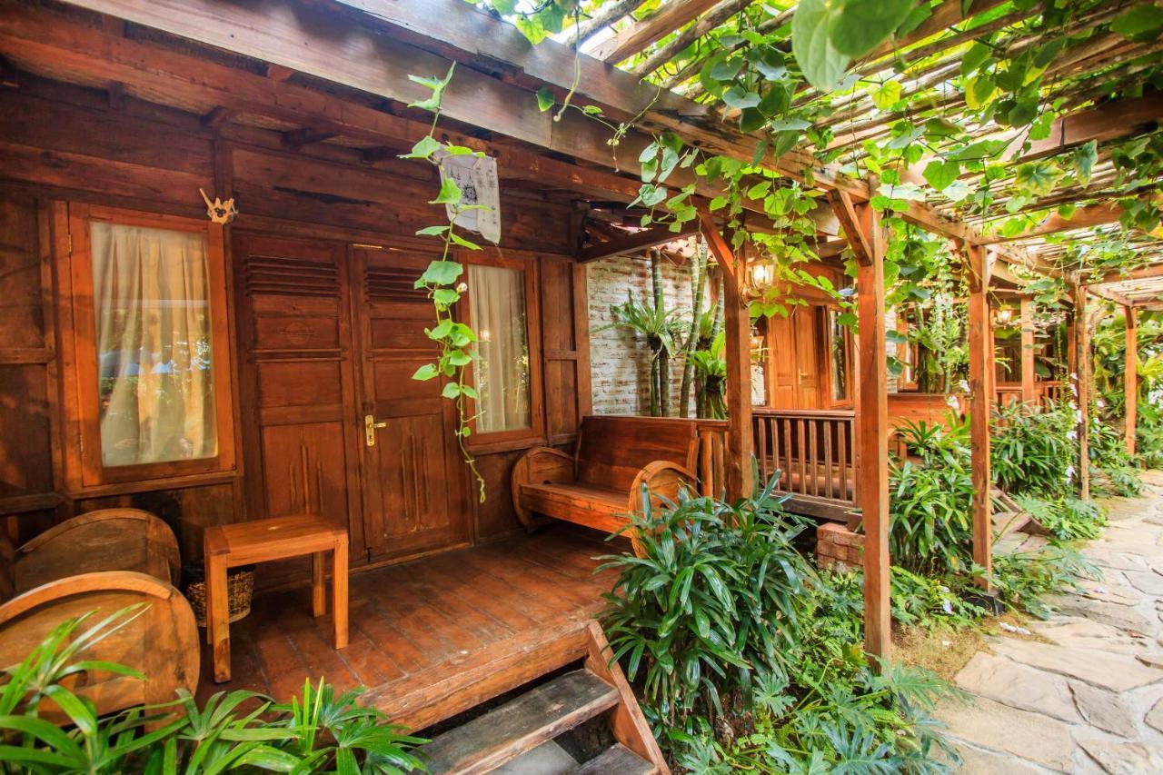 Bening Hut And Spa Seminyak Buitenkant foto