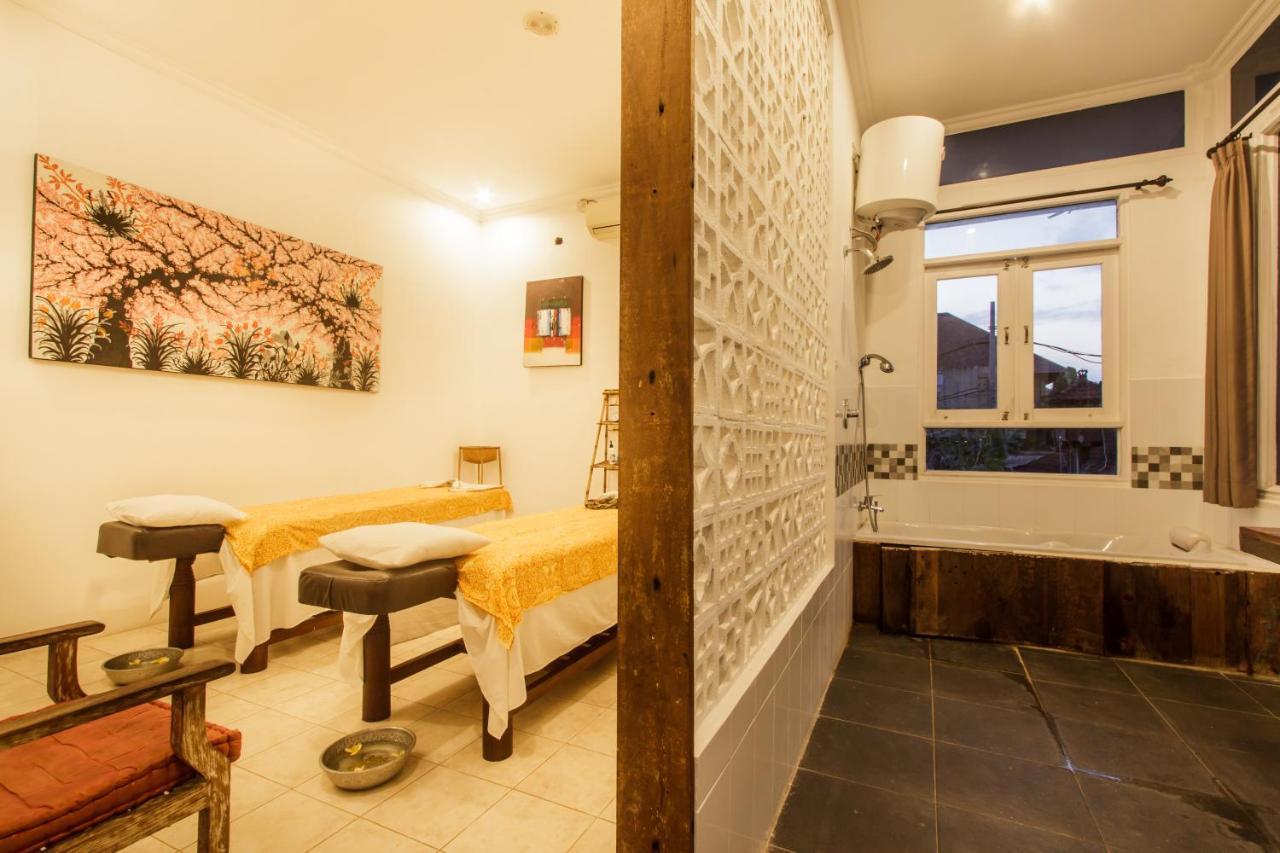 Bening Hut And Spa Seminyak Buitenkant foto